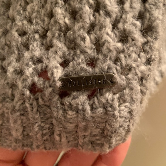 Long sleeve Hollister sweater - Picture 3 of 4